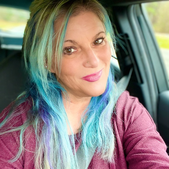 Meet your Posher, Faylyn ledawn - Picture 1 of 1